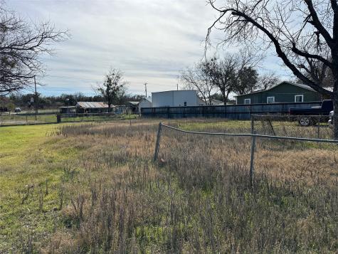 605 W Church Street San Saba TX 76877