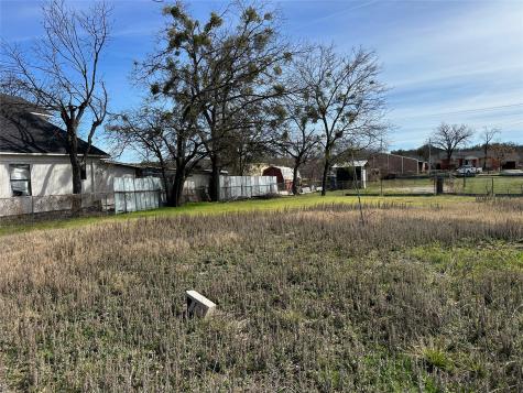 605 W Church Street San Saba TX 76877
