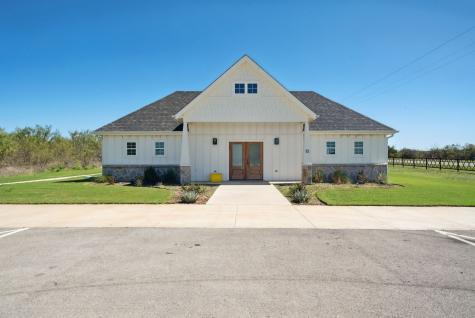 1106 Green Elm Graford TX 76449