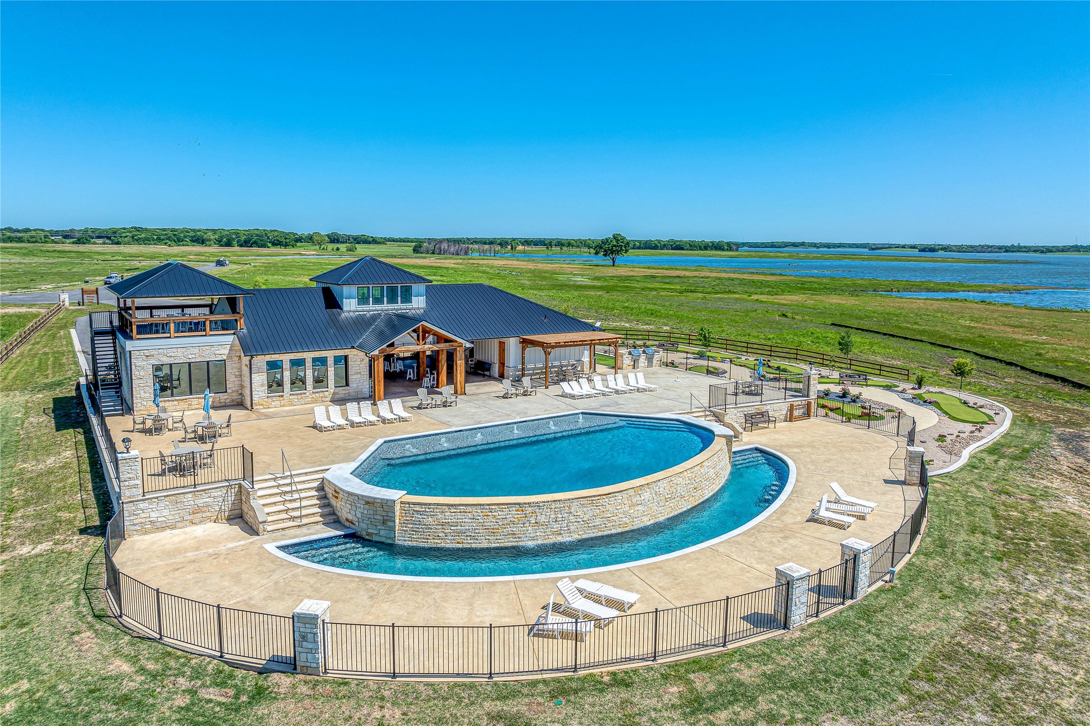 470 Peninsula Drive Honey Grove TX 75446