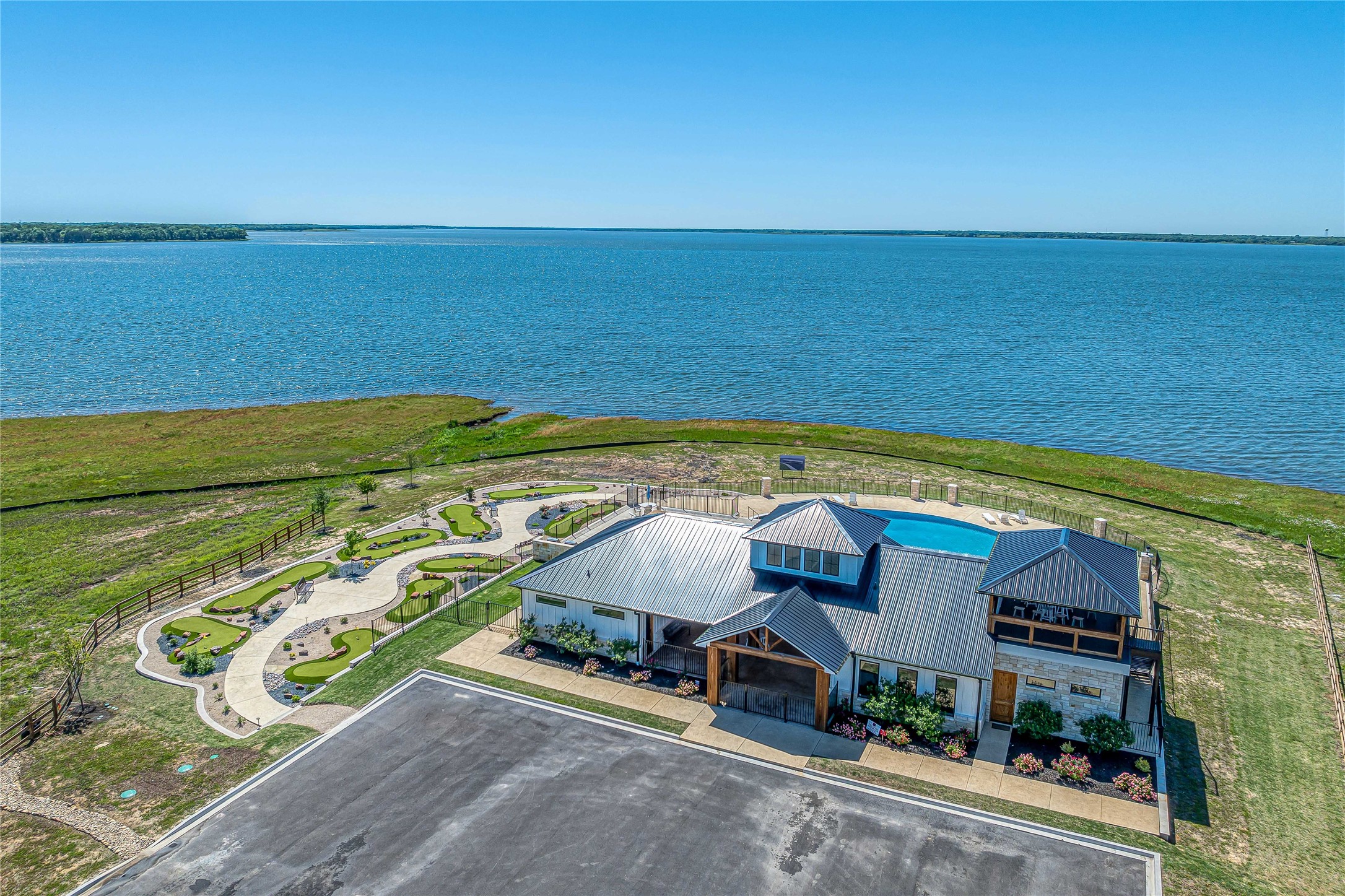 470 Peninsula Drive Honey Grove TX 75446