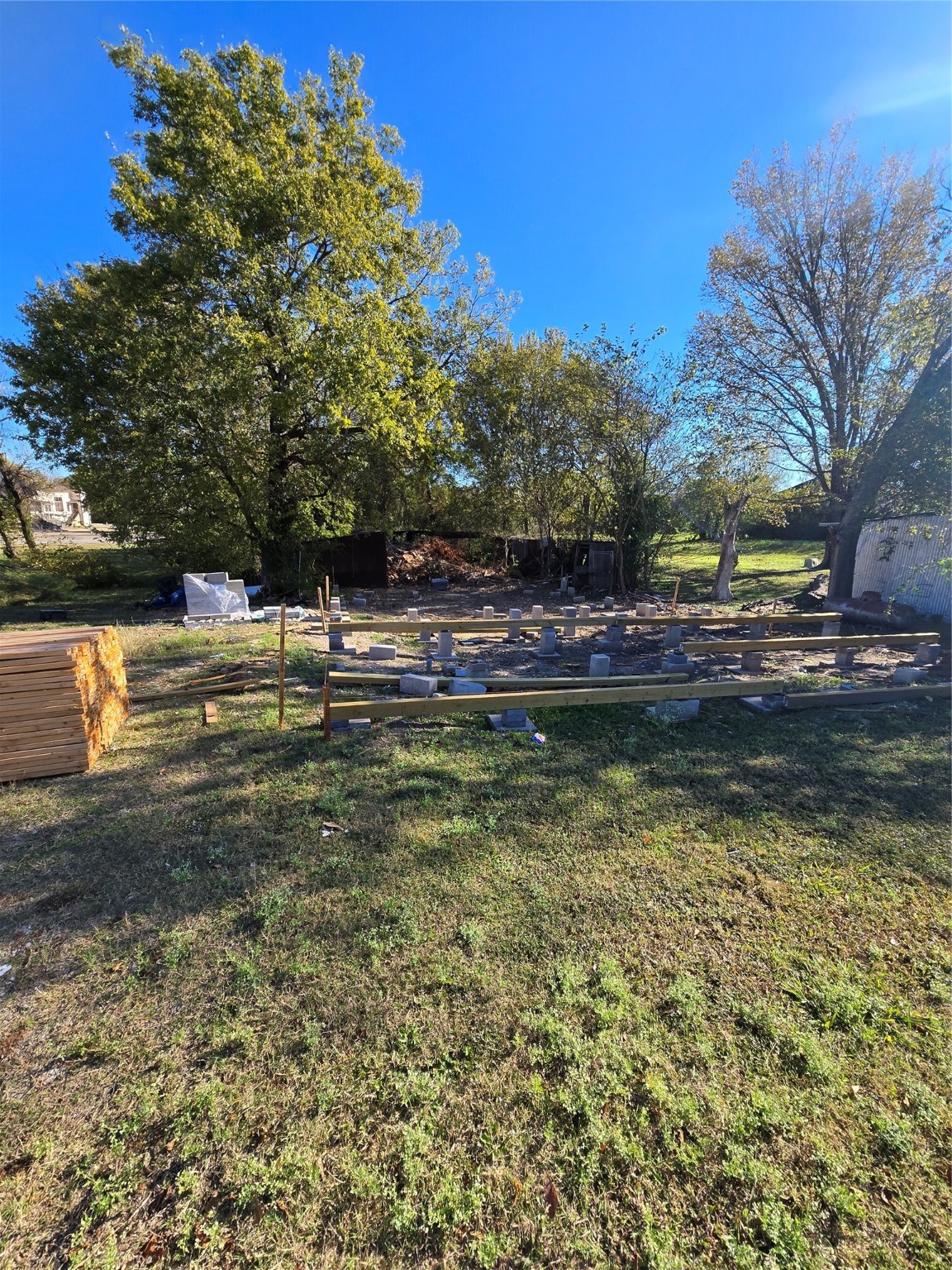 1206 N Kaufman Street Ennis TX 75119