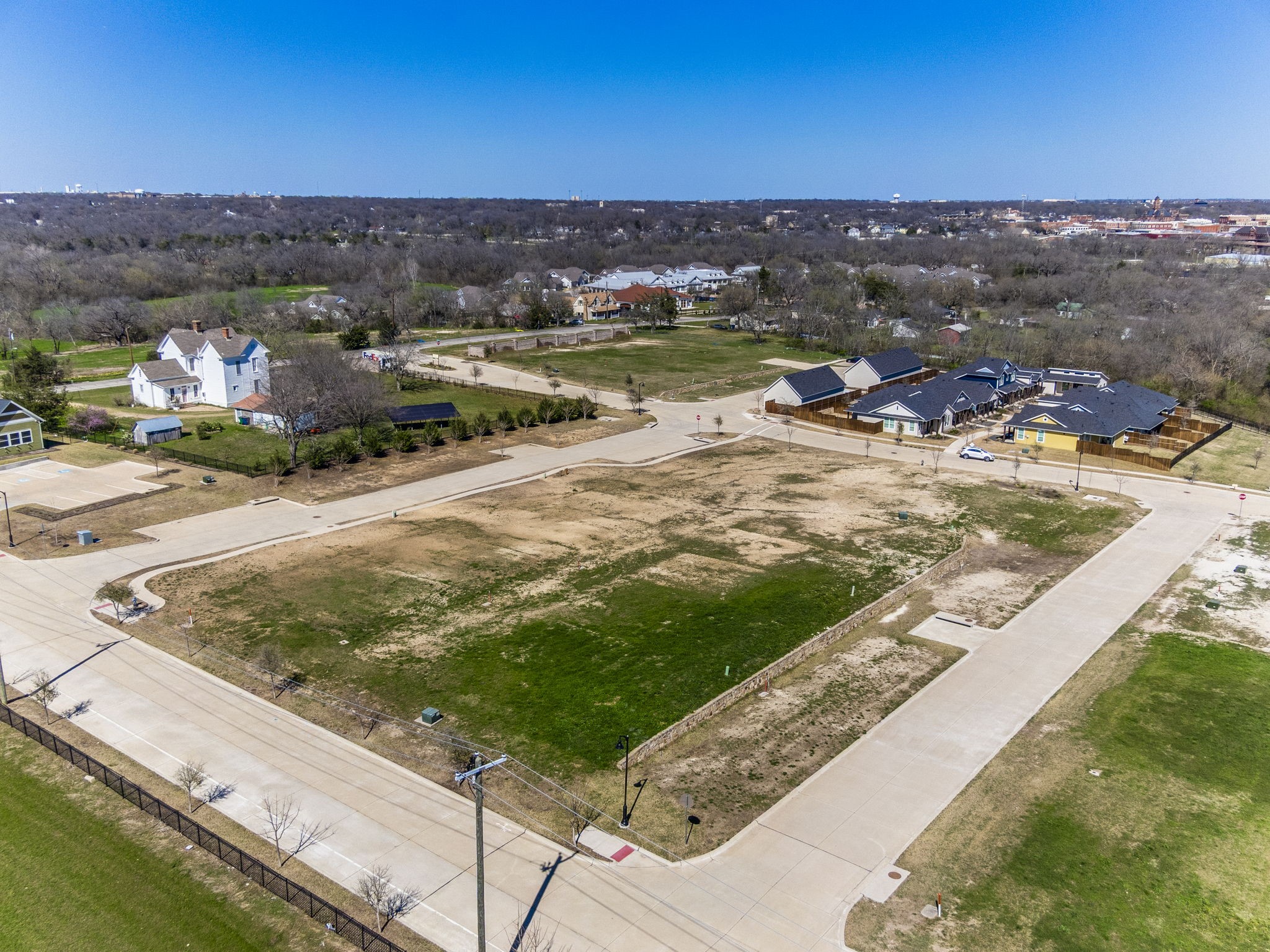 000 Cantrell Waxahachie TX 75165