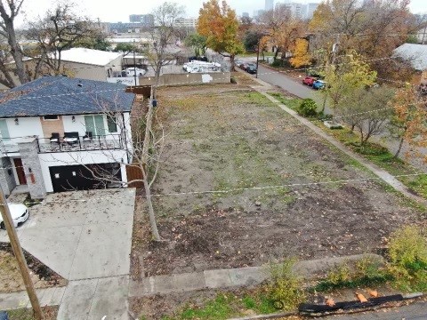 323 Alcalde Street Dallas TX 75246