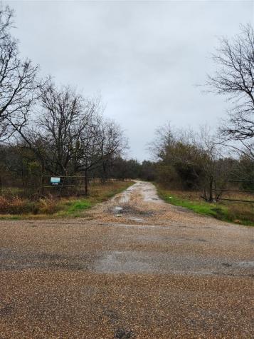 695 Oakdale Drive Elm Mott TX 76640