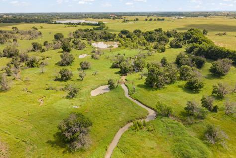 10517 County Road 418 Grandview TX 76050