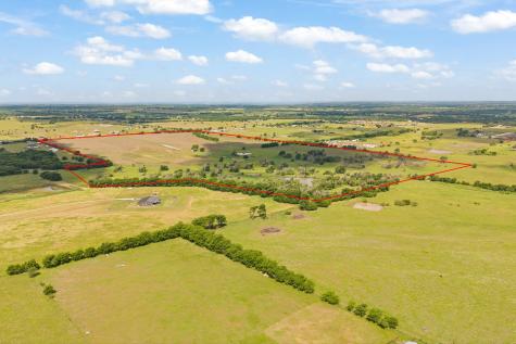 10517 County Road 418 Grandview TX 76050
