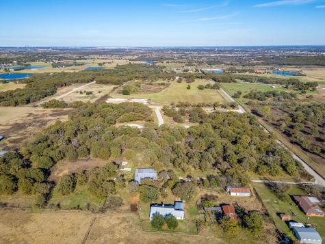 1201 Nottaway Court Burleson TX 76028
