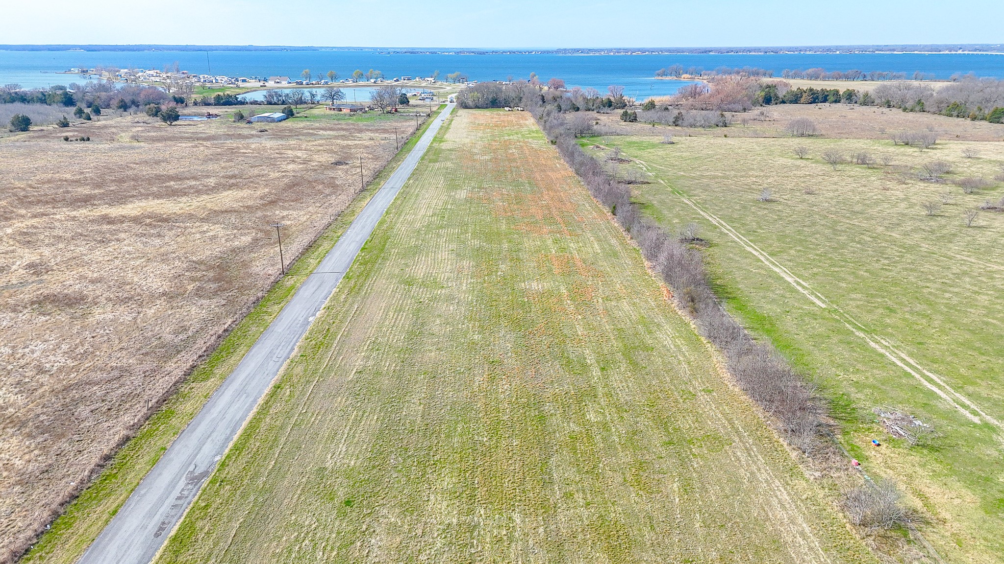 Lot 5 SE Cr 3300 Kerens TX 75144