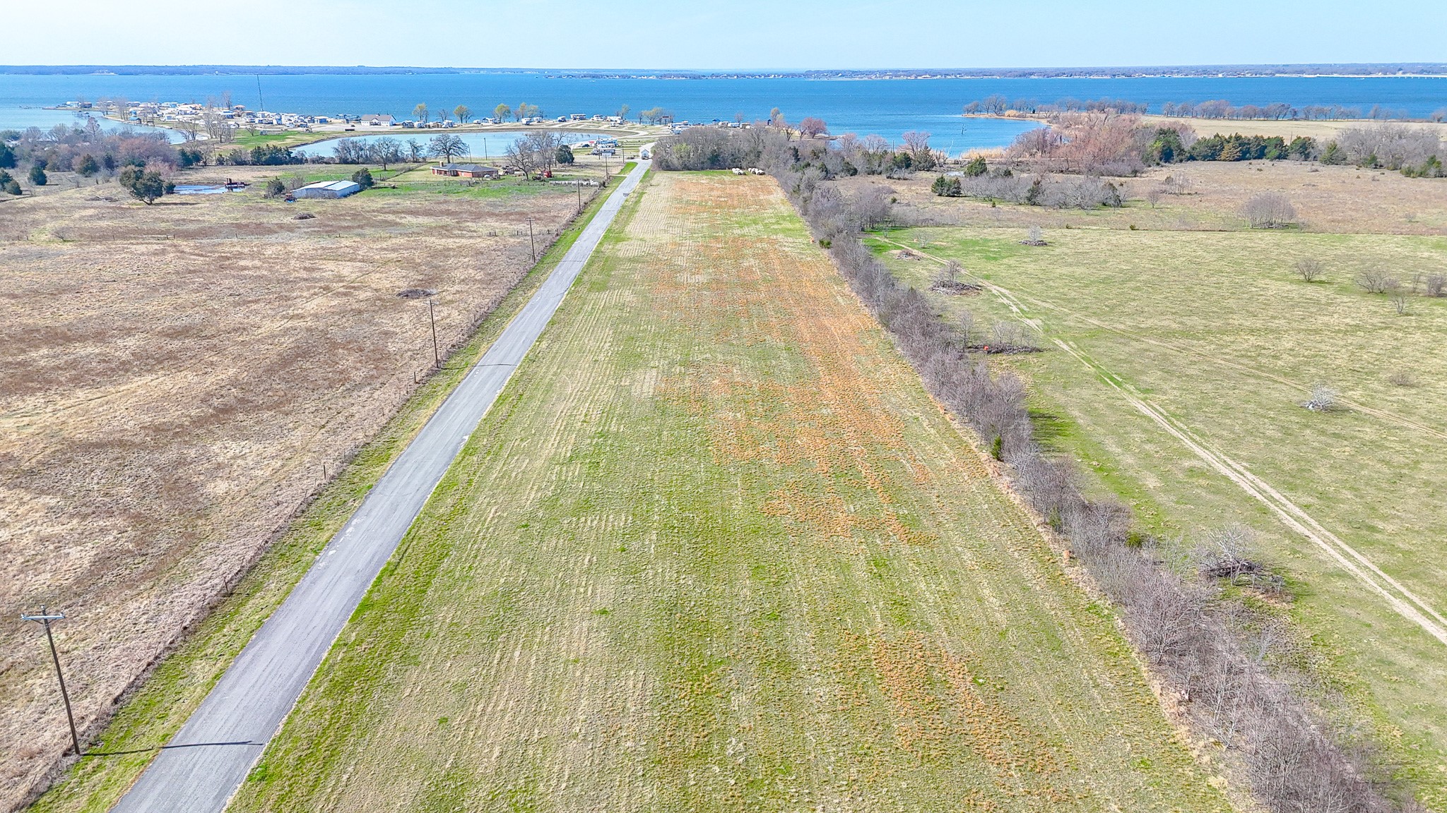 Lot 5 SE Cr 3300 Kerens TX 75144
