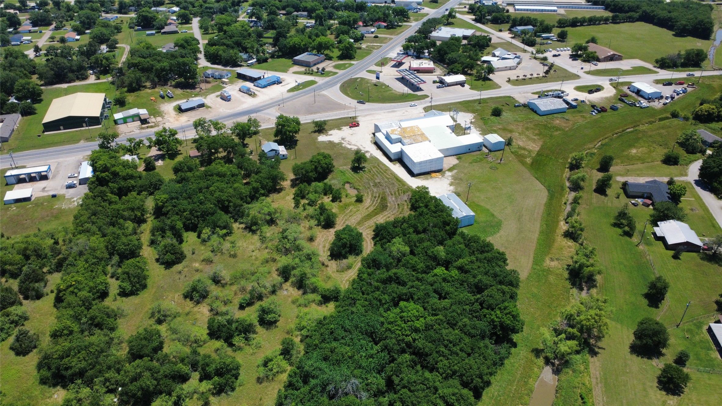619 & 621 E Jefferson Avenue Whitney TX 76692
