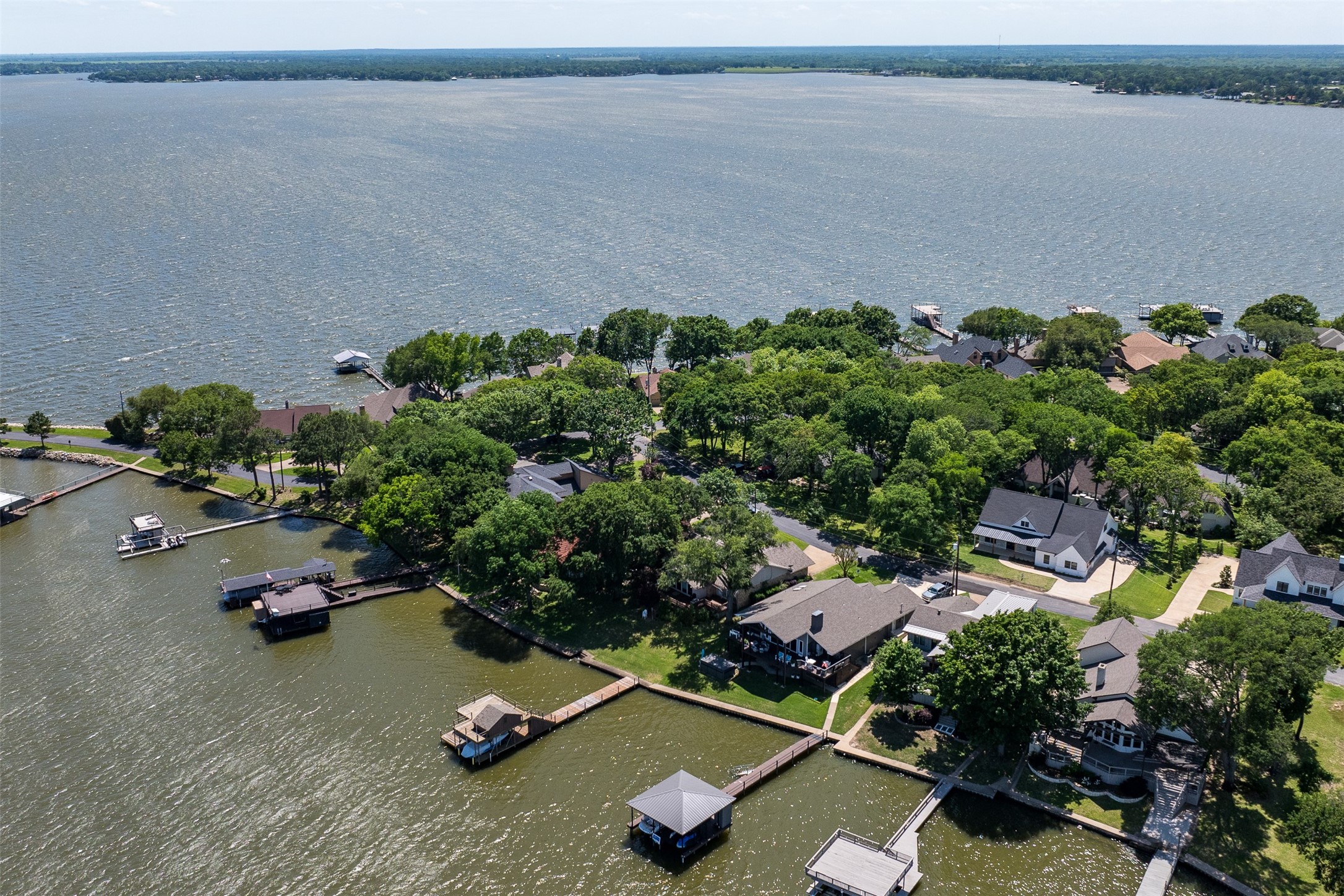 697 Enchanted Isles Drive Mabank TX 75156