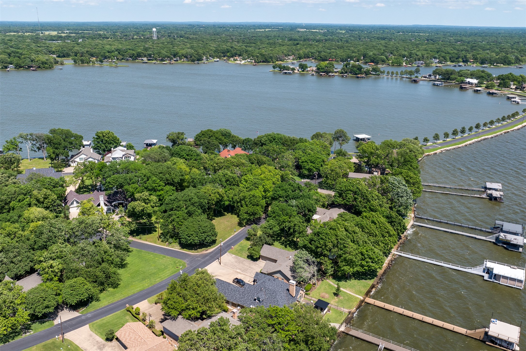 697 Enchanted Isles Drive Mabank TX 75156