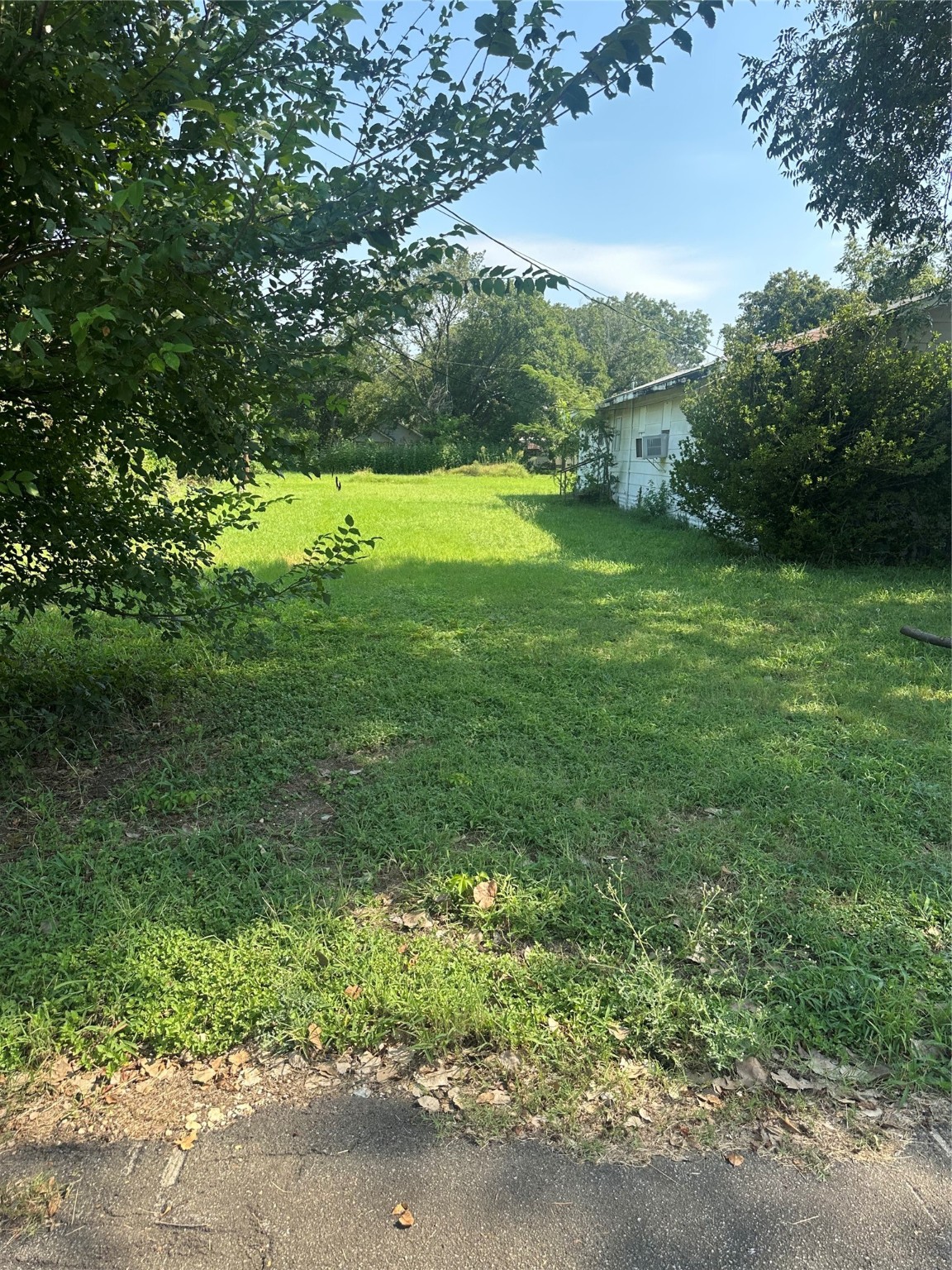 1608 E Walnut Street Waco TX 76704