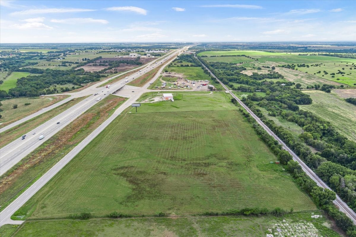 15179 N I-35 Troy TX 76579
