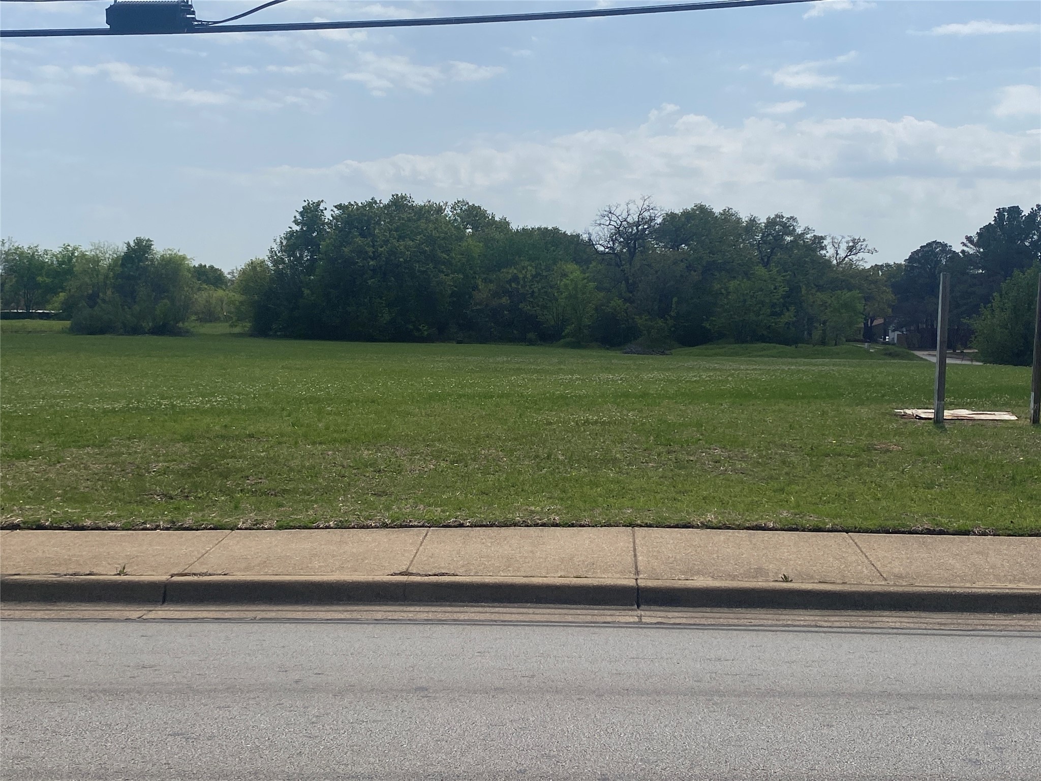 3708 Harwood Road Bedford TX 76021