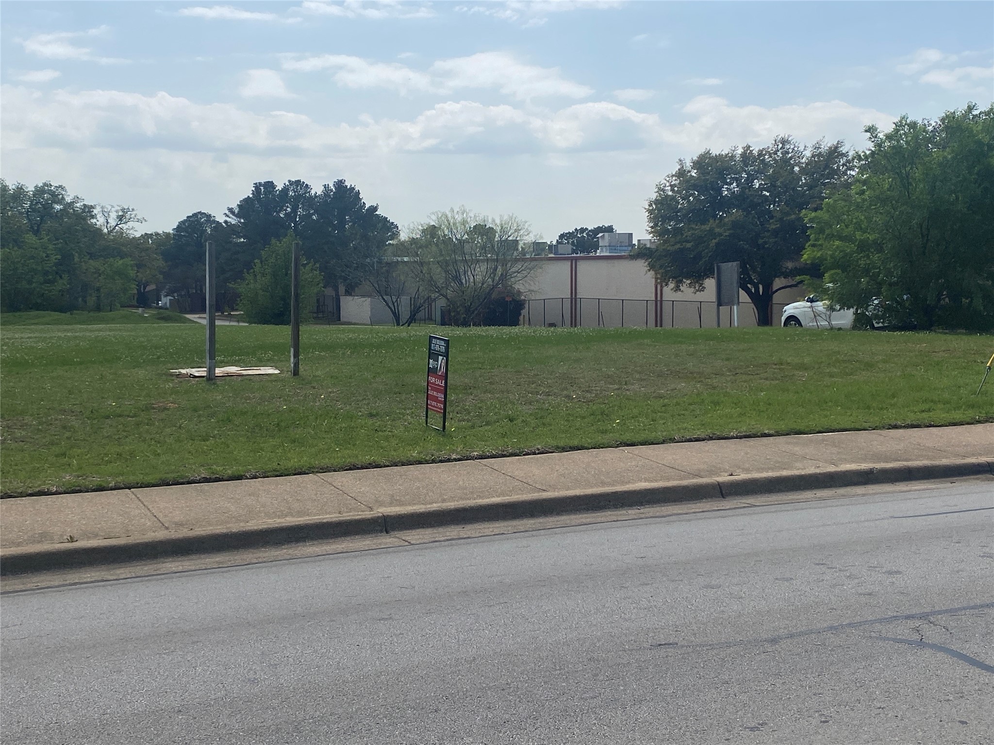 3708 Harwood Road Bedford TX 76021