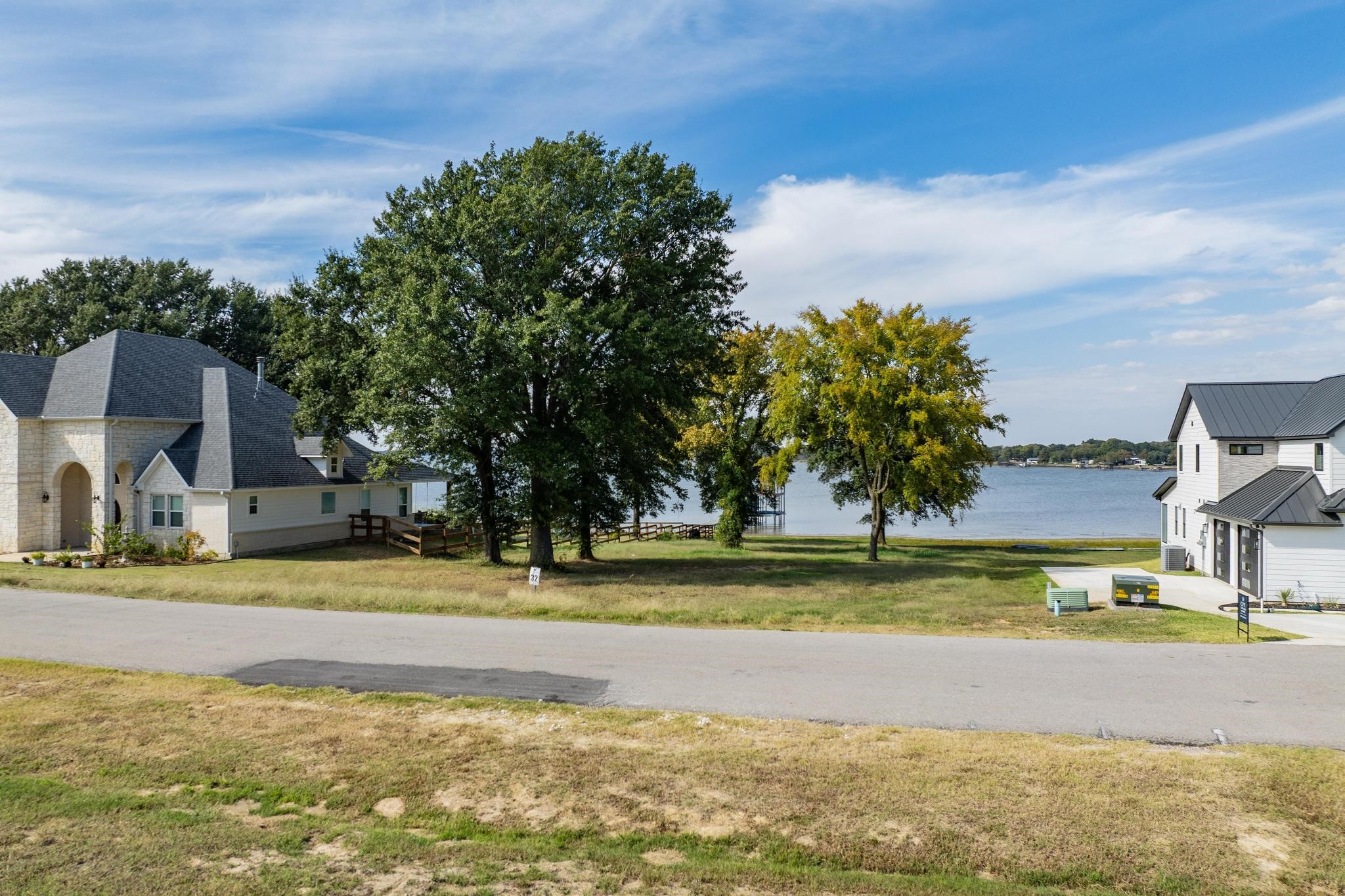 32 Shoreline Drive Mabank TX 75143