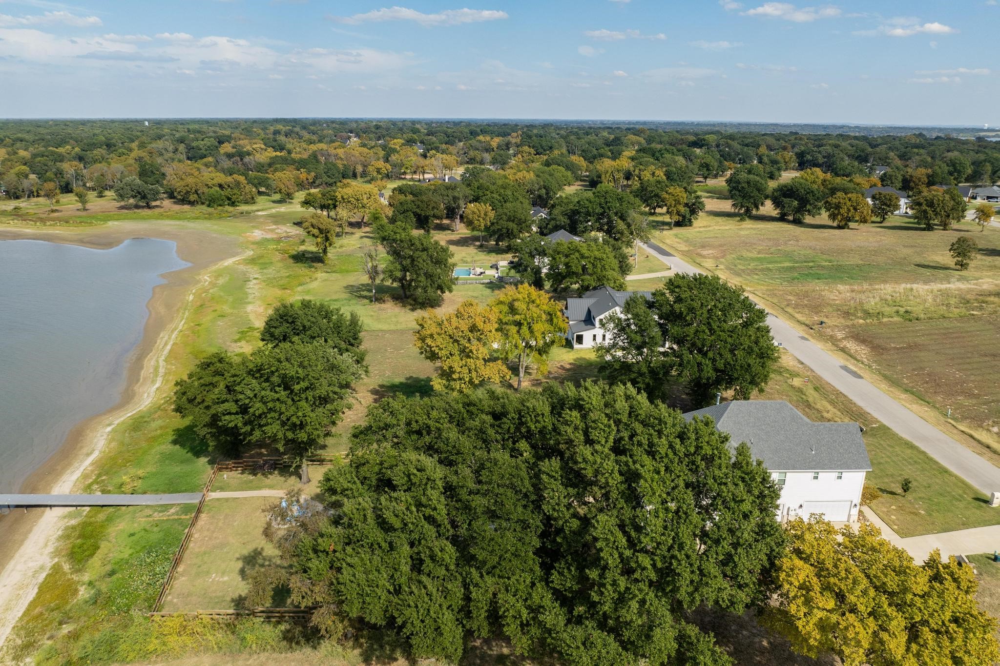32 Shoreline Drive Mabank TX 75143