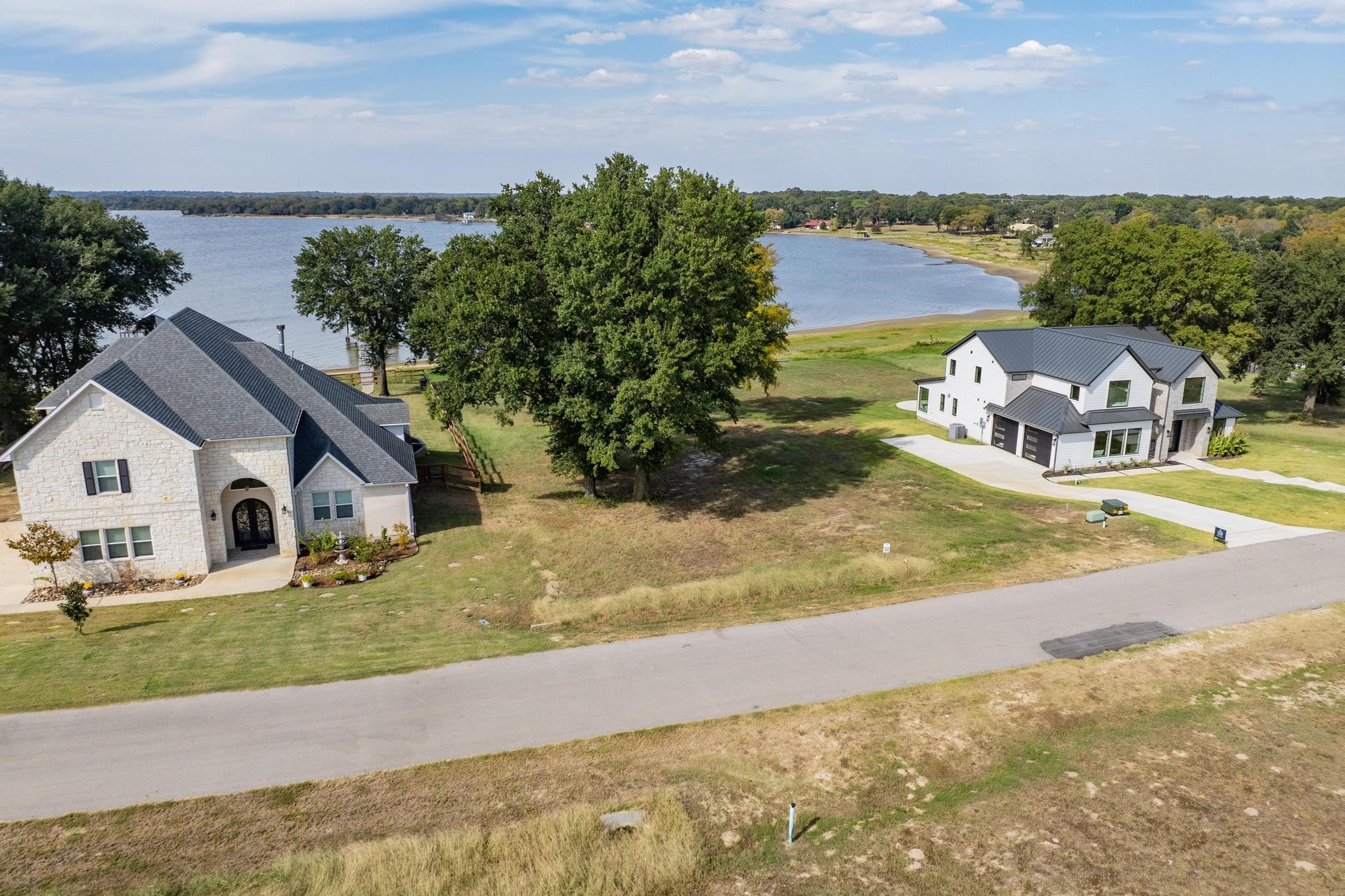 32 Shoreline Drive Mabank TX 75143