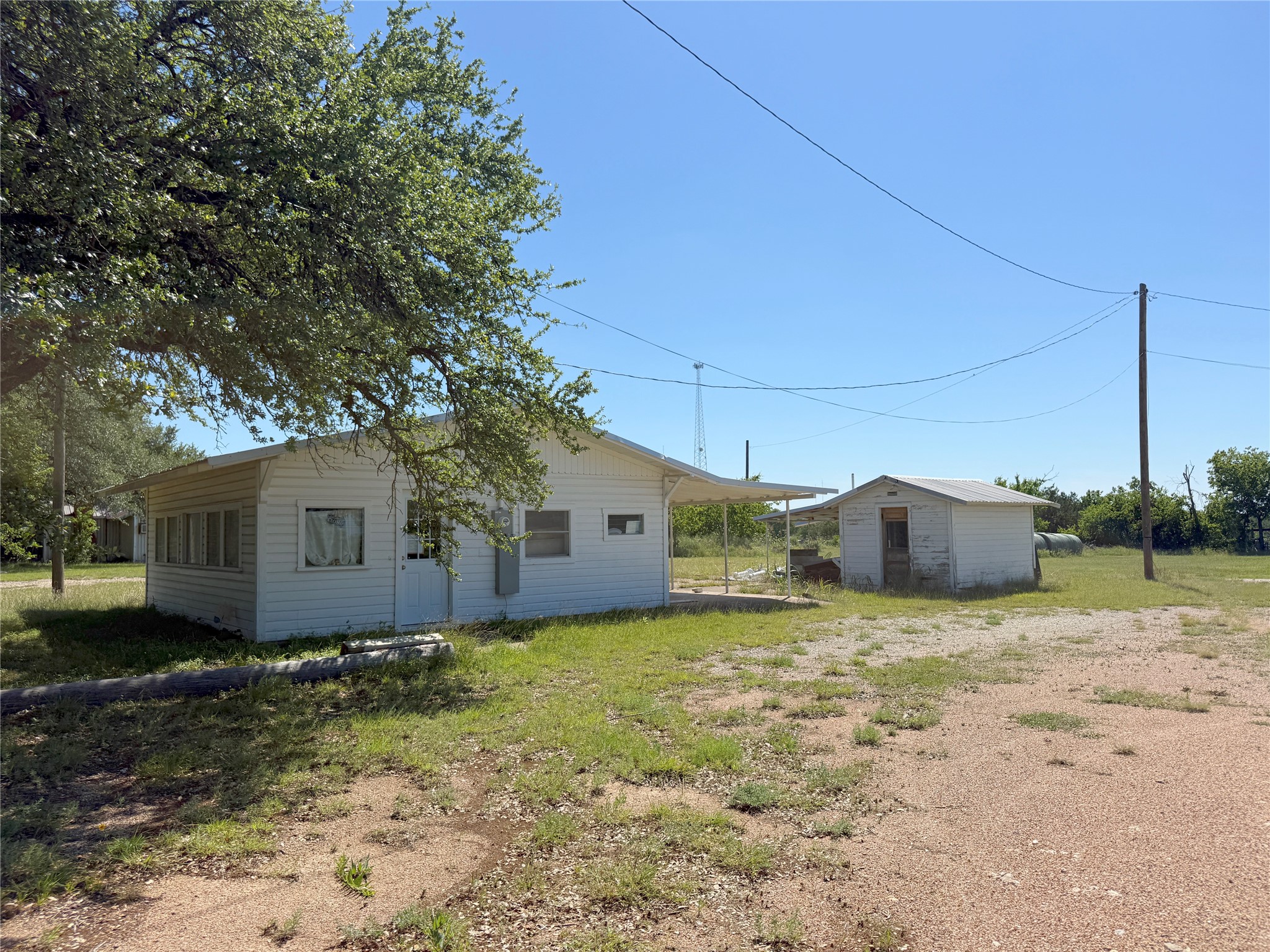 913 N Rice Hamilton TX 76531