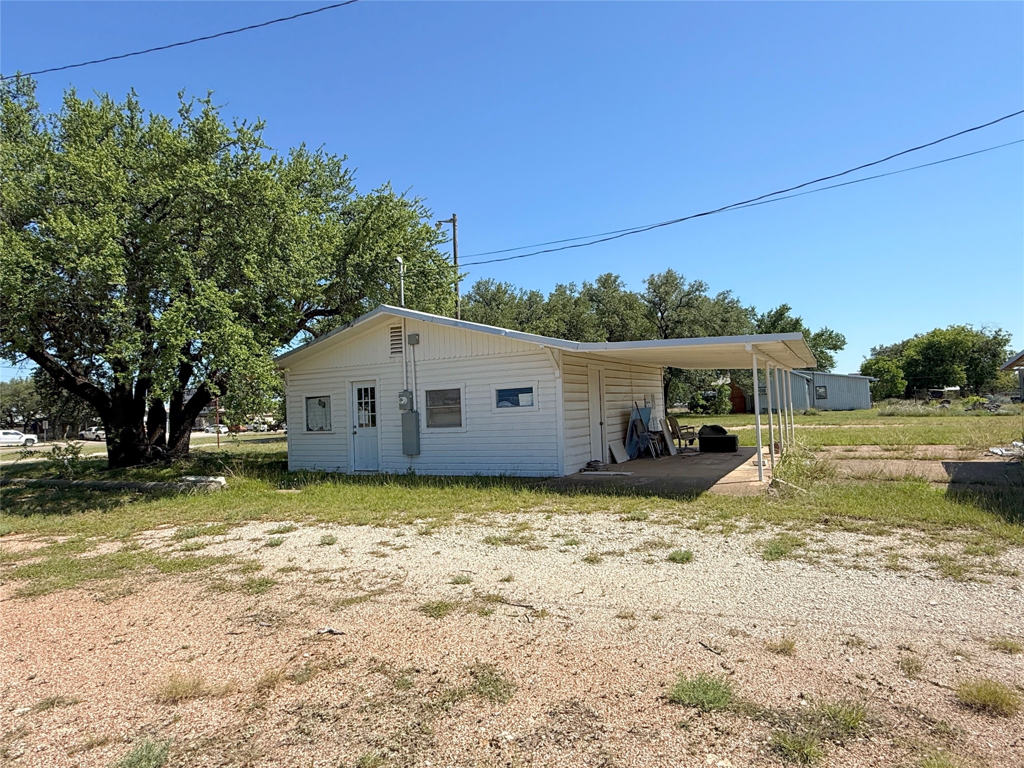 913 N Rice Hamilton TX 76531