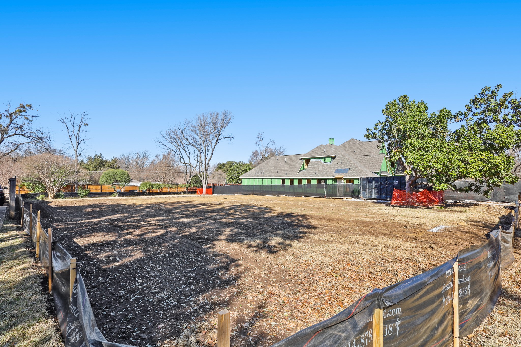 11211 Wonderland Trail Dallas TX 75229