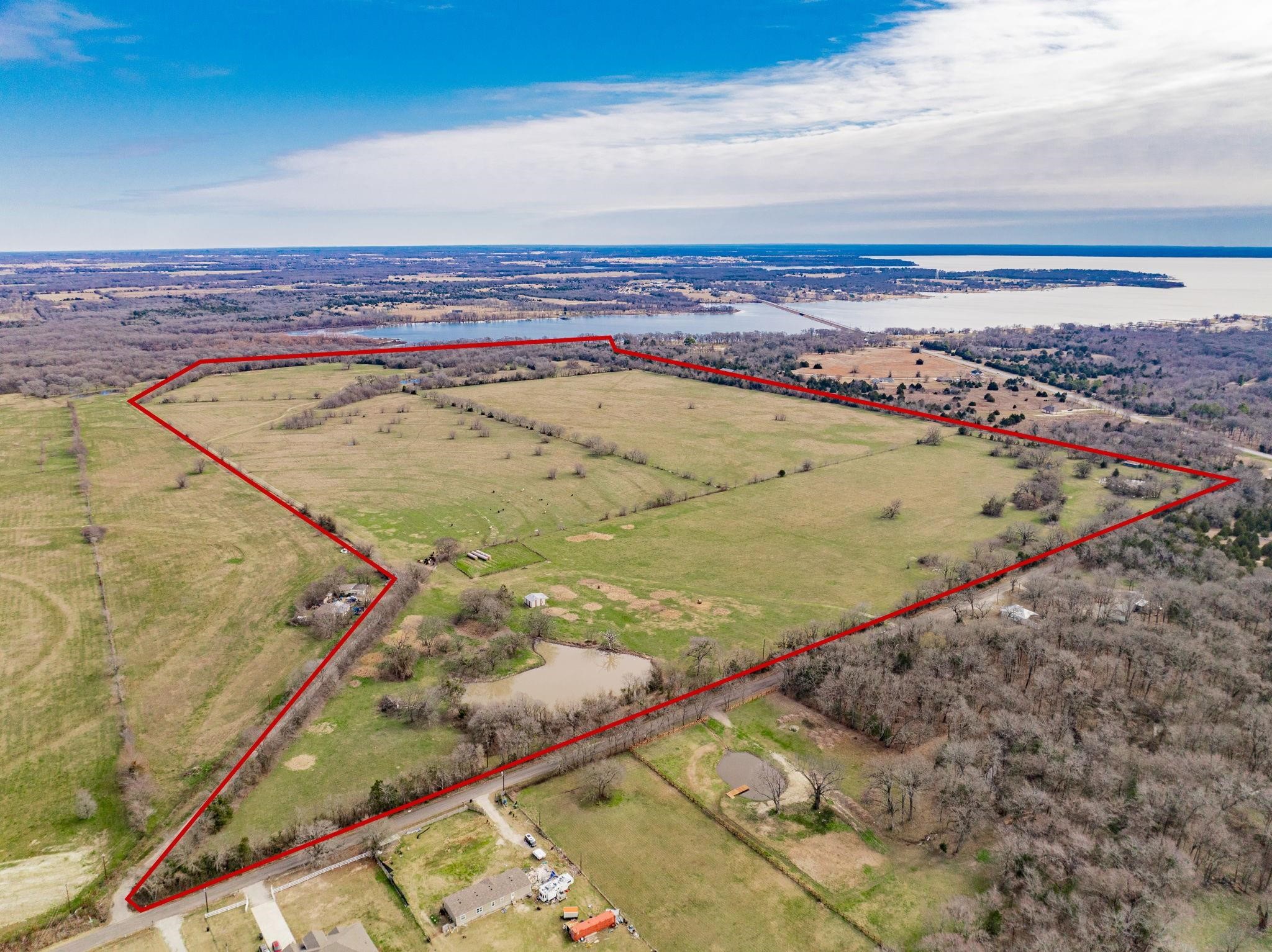352 Rs County Road 1605 Point TX 75472