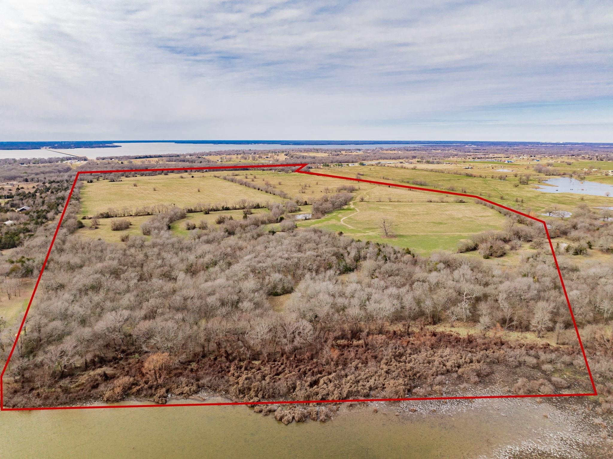 352 Rs County Road 1605 Point TX 75472