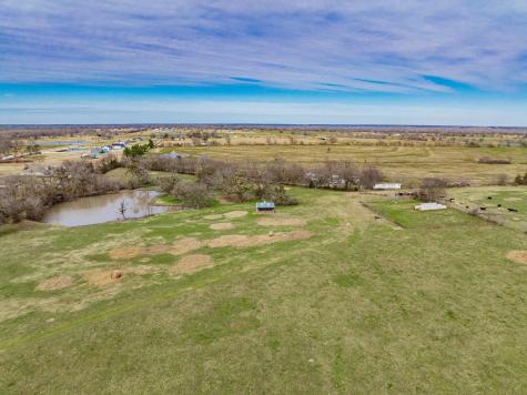 352 Rs County Road 1605 Point TX 75472