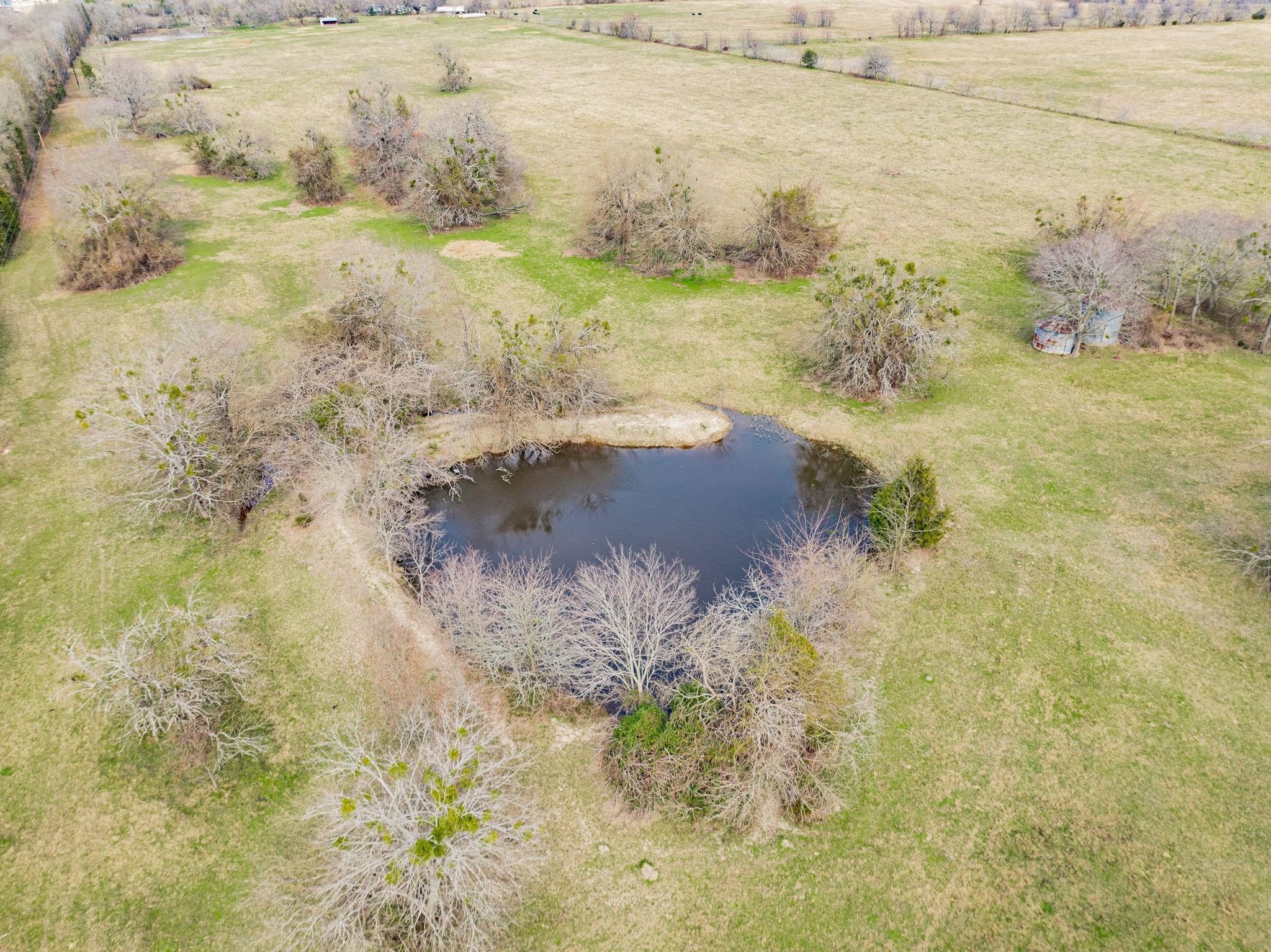 352 Rs County Road 1605 Point TX 75472