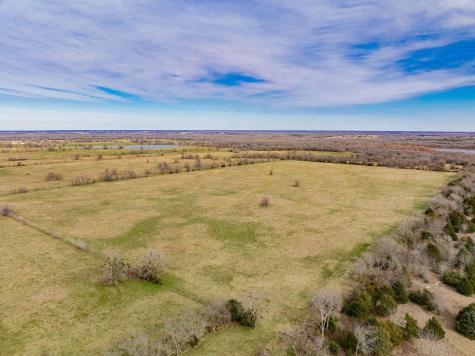 352 Rs County Road 1605 Point TX 75472