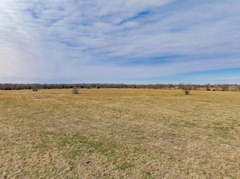 352 Rs County Road 1605 Point TX 75472