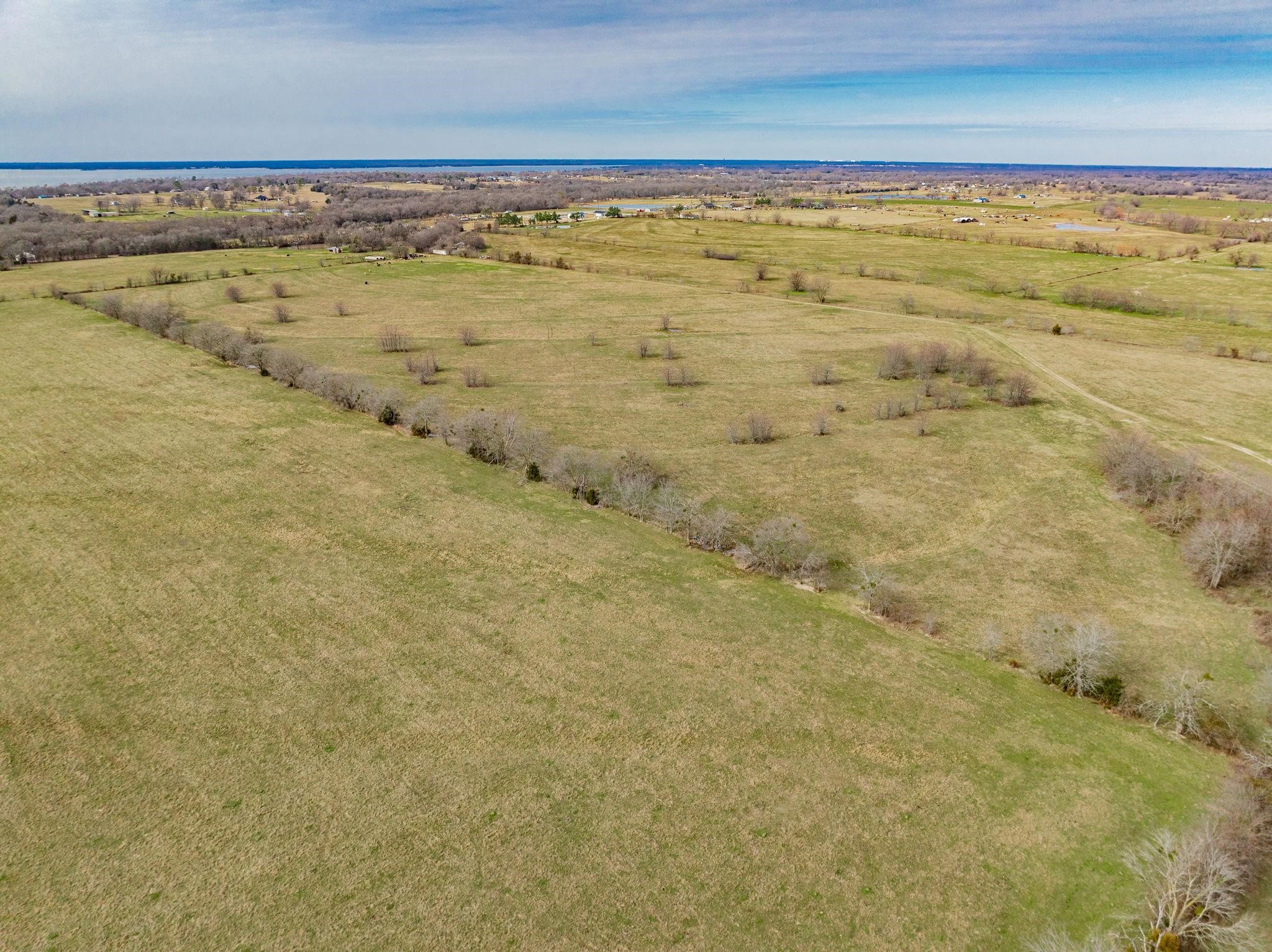 352 Rs County Road 1605 Point TX 75472