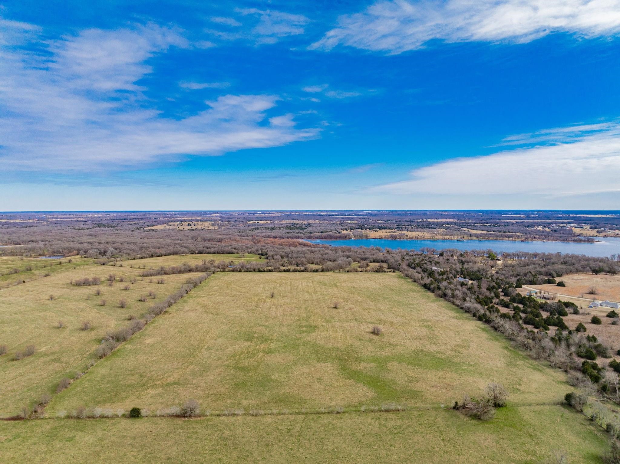 352 Rs County Road 1605 Point TX 75472