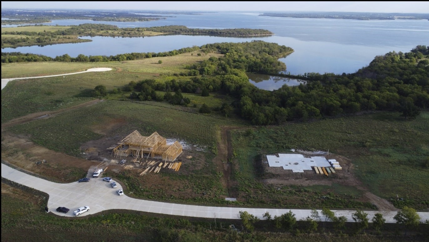 921 Waters Edge Drive Sanger TX 76266