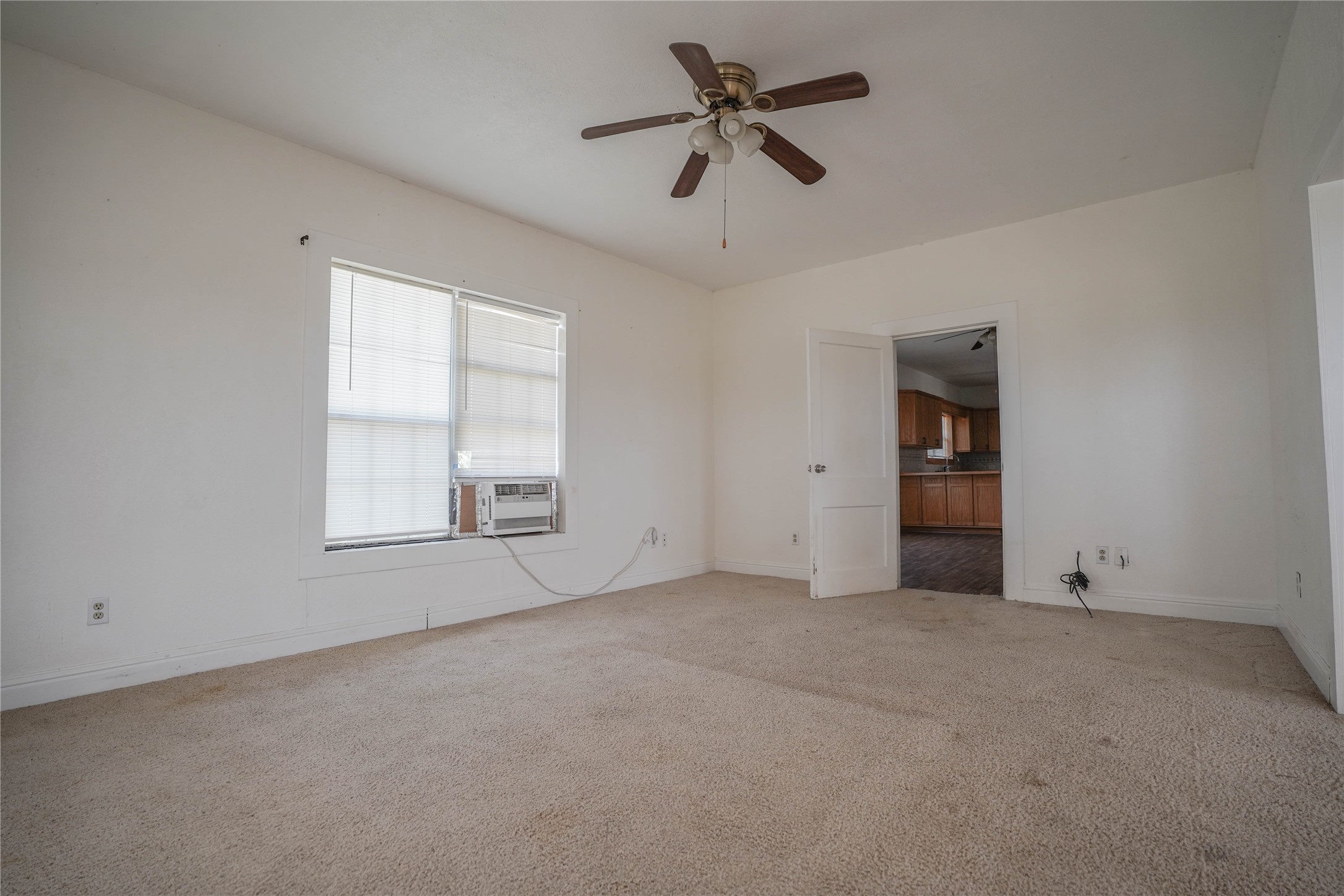 Unk Cr 3210 Clifton TX 76634