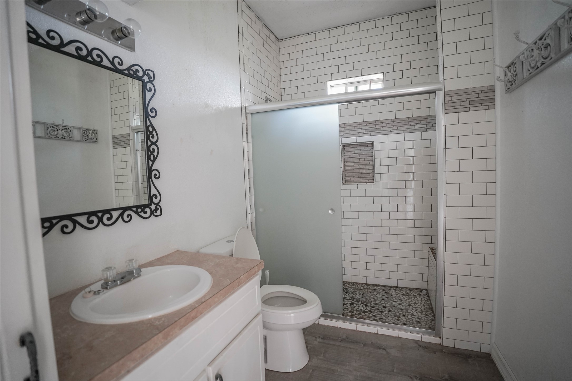 Unk Cr 3210 Clifton TX 76634