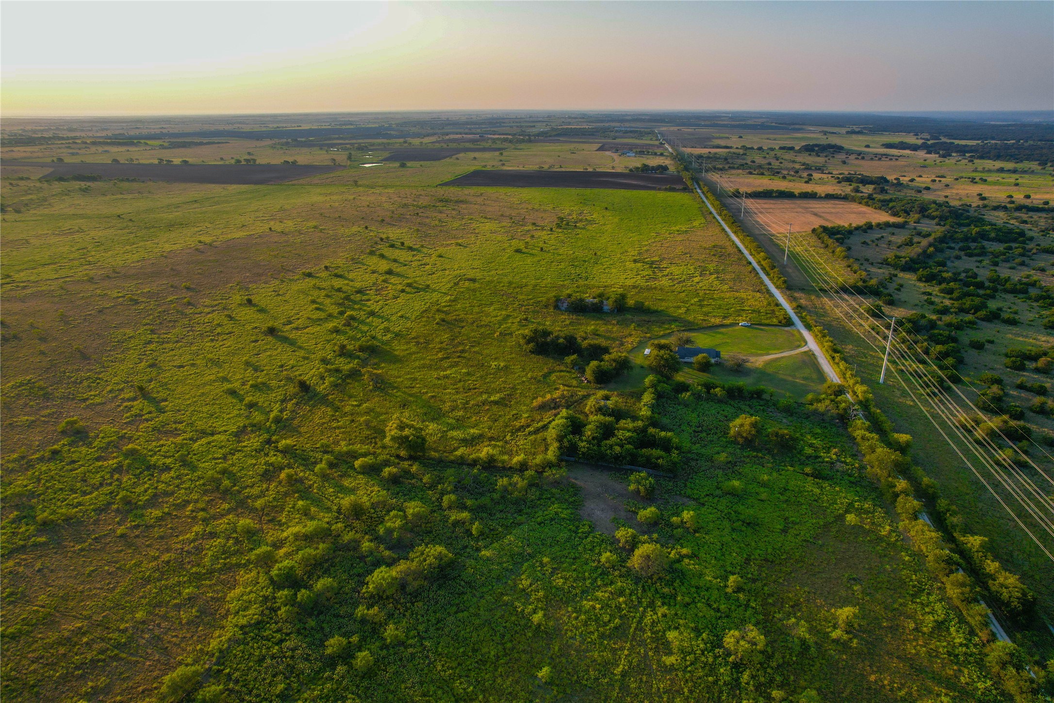Unk Cr 3210 Clifton TX 76634