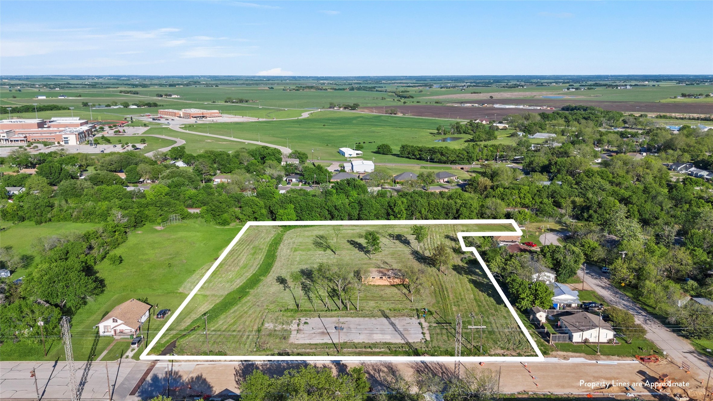 702 N Reagan Street West TX 76691