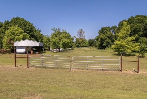 163 Fenn Road Blum TX 76627
