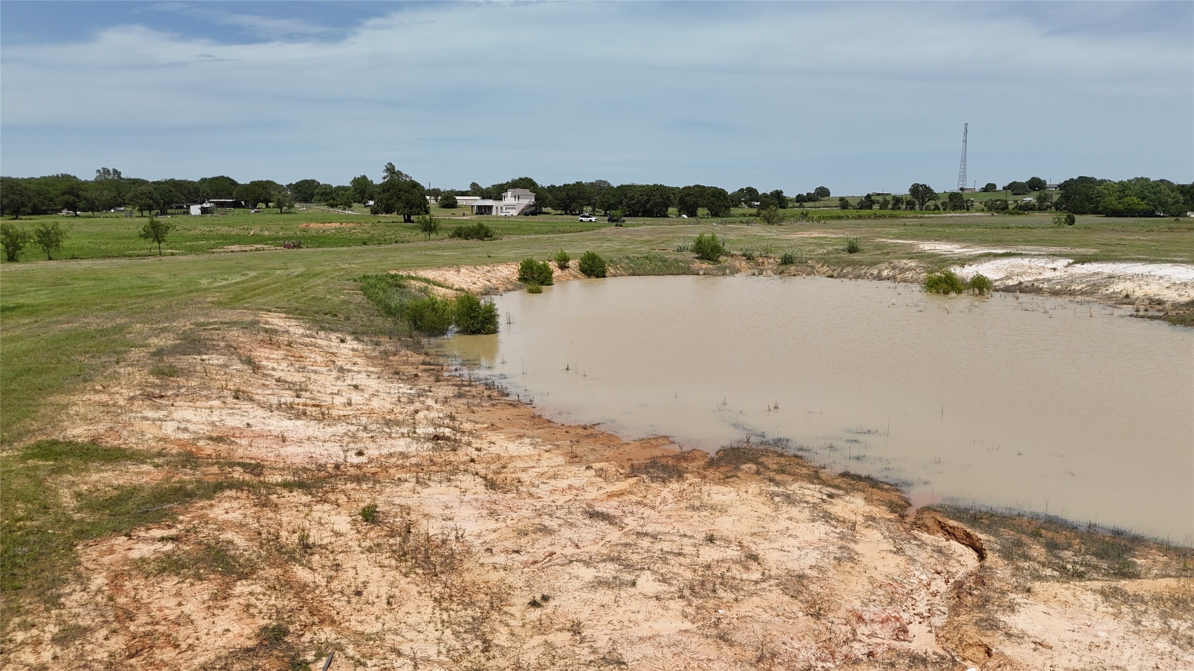8605 W Highway 199 Springtown TX 76082