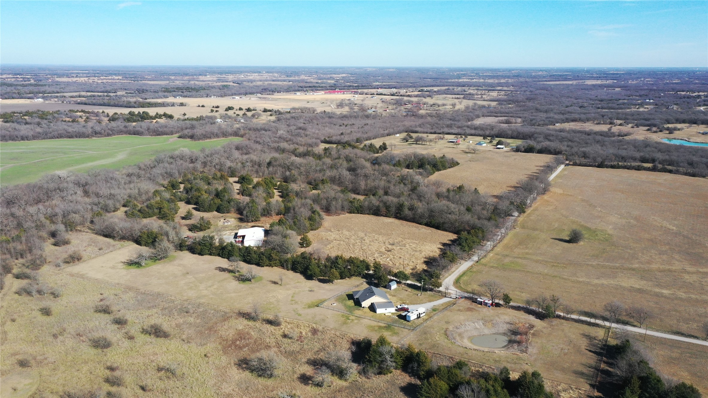 984 County Road 4027 Savoy TX 75479