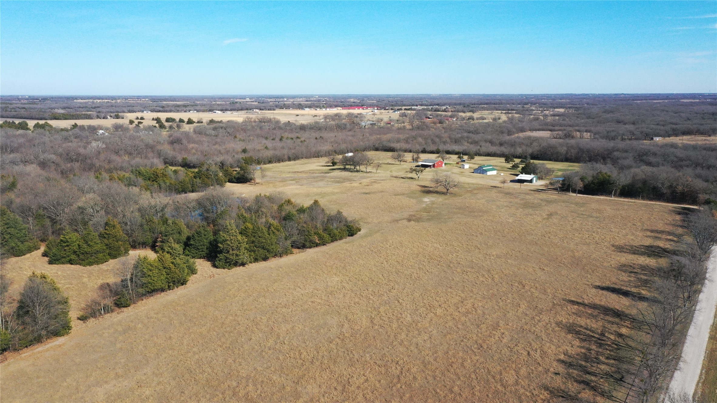 984 County Road 4027 Savoy TX 75479