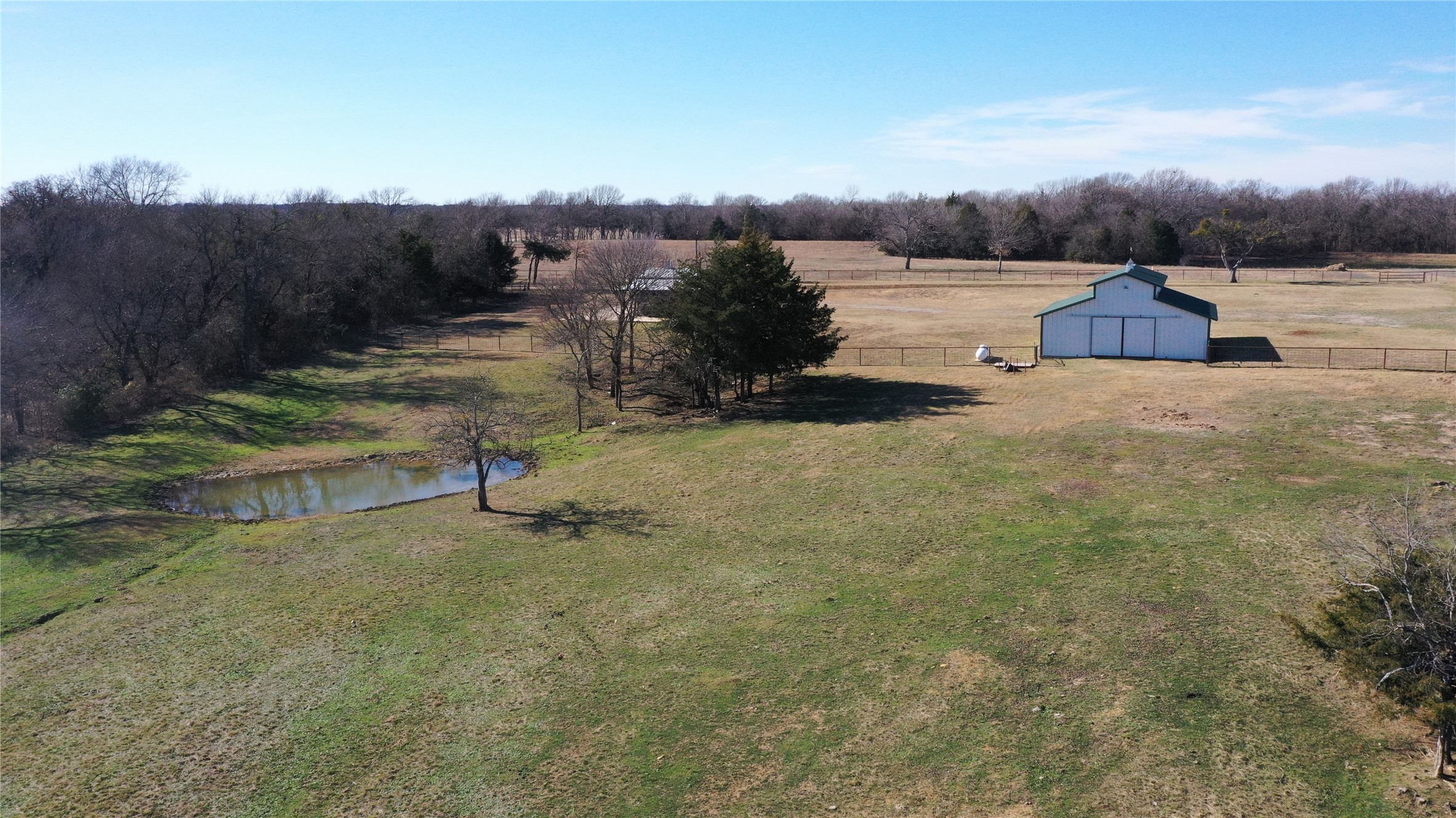 984 County Road 4027 Savoy TX 75479