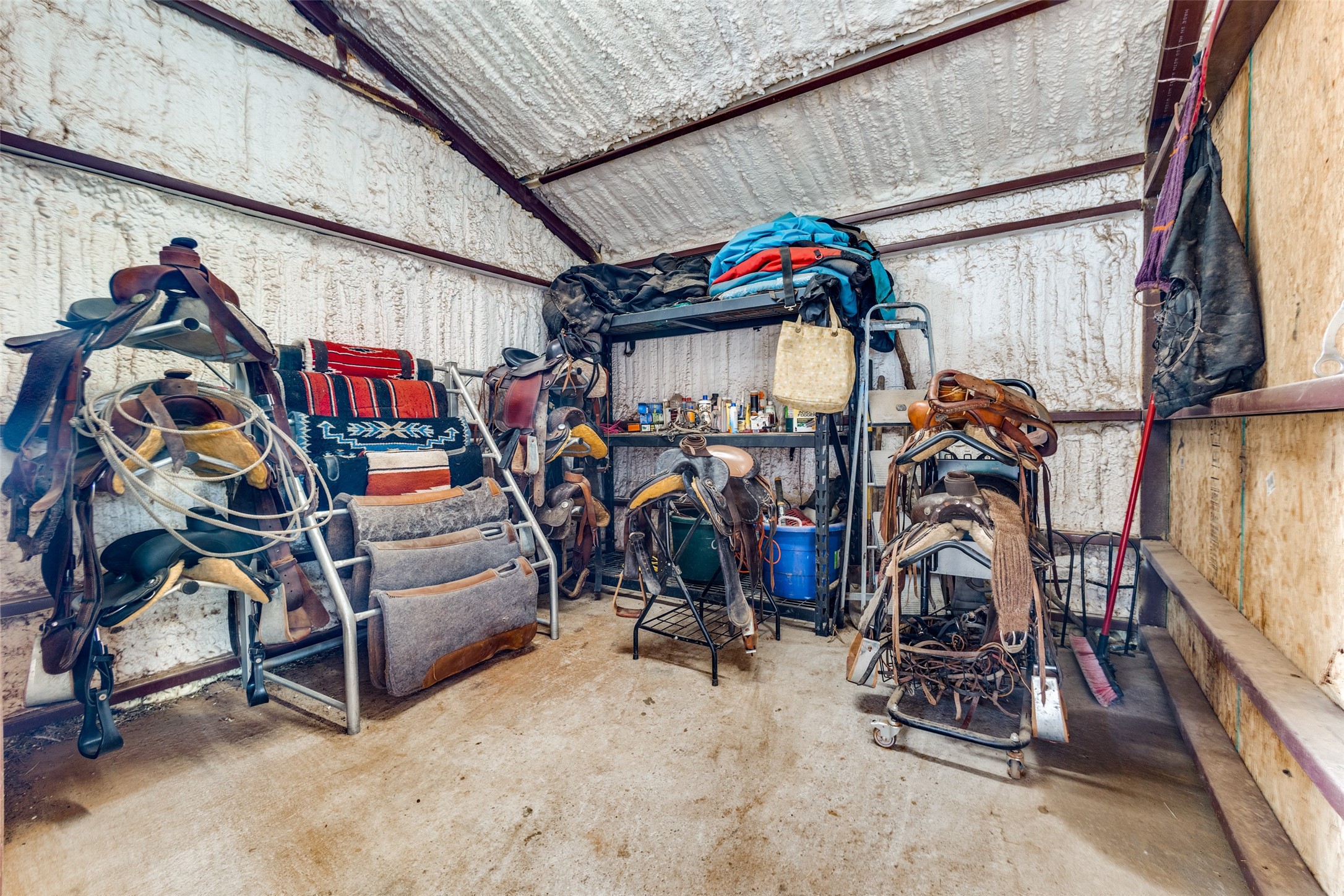 984 County Road 4027 Savoy TX 75479