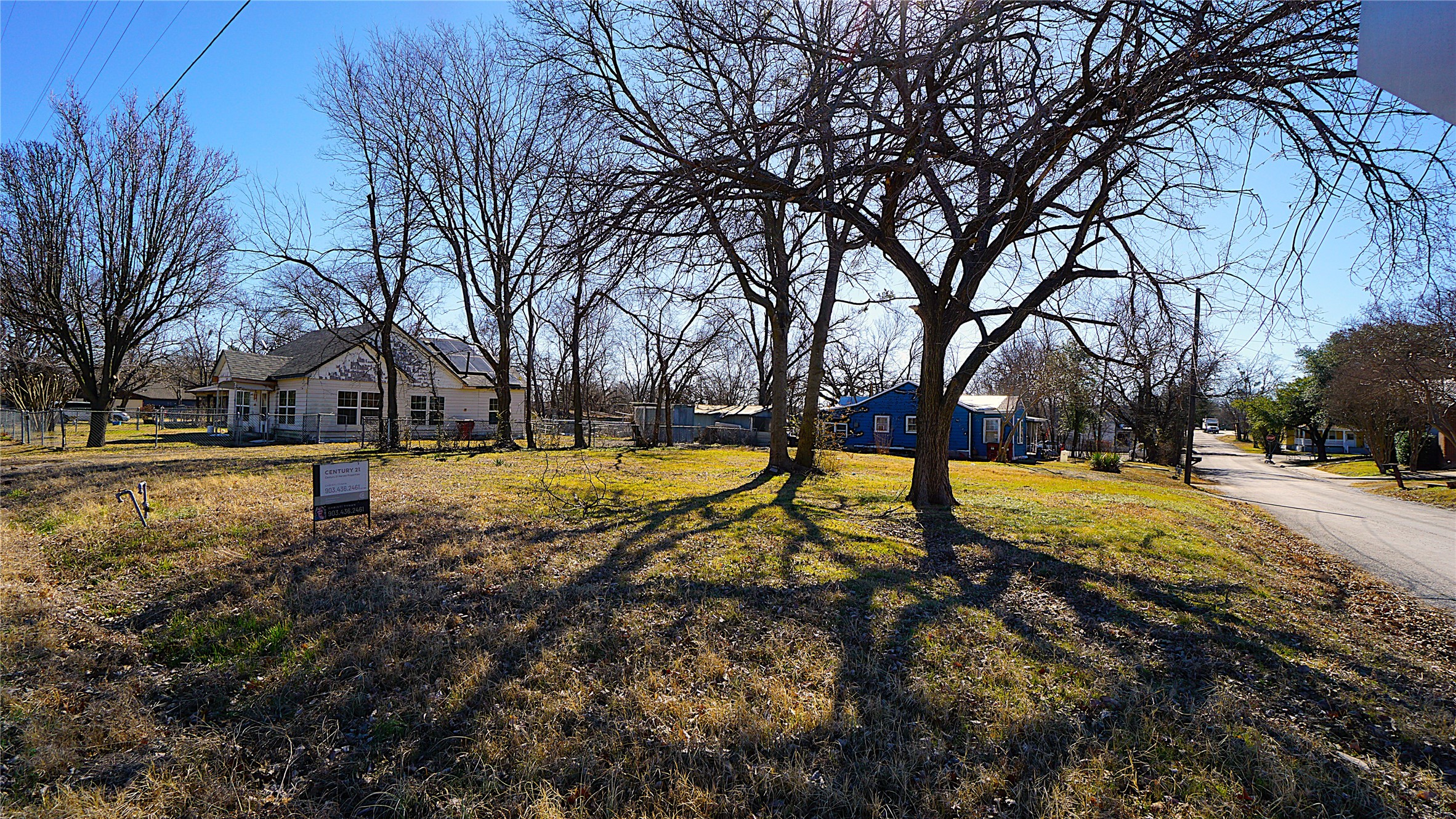 410 E 6th Street Bonham TX 75418