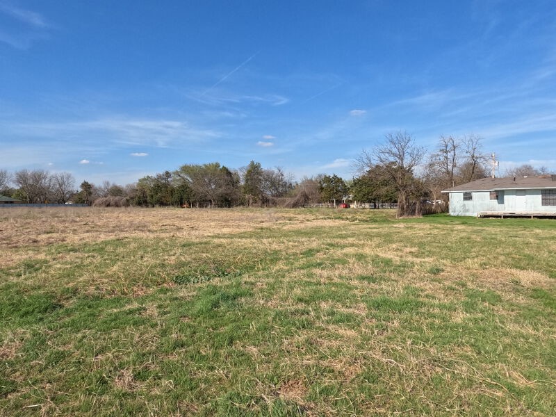 3131 Middlefield Road Dallas TX 75253
