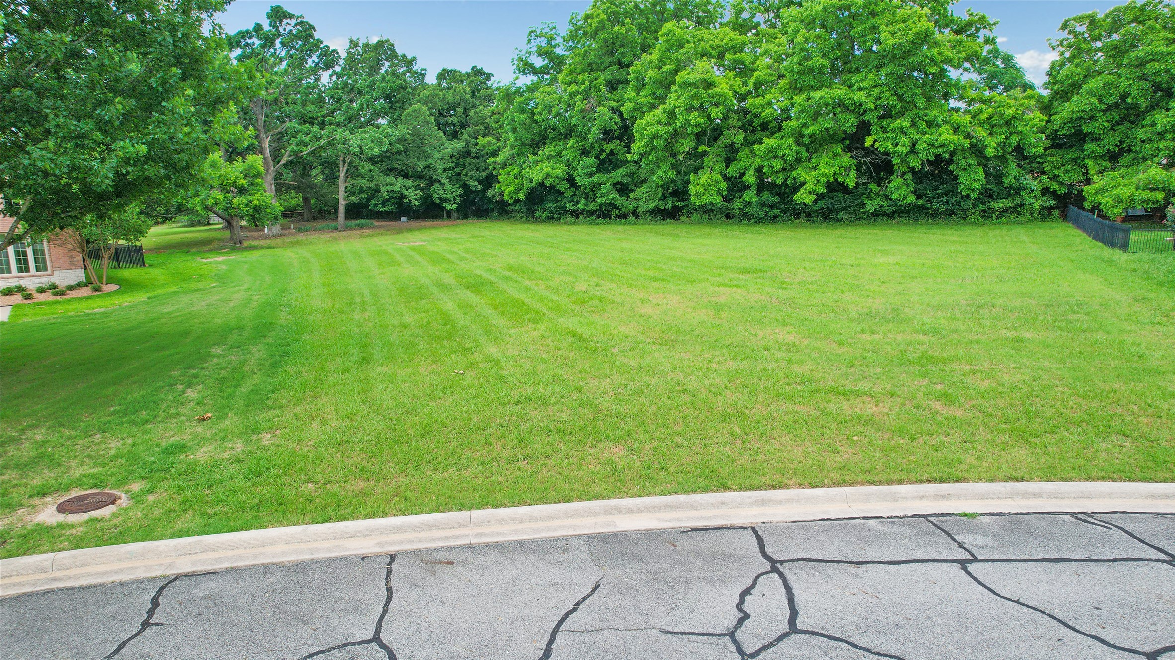 2001 Bois D Arc Street Bonham TX 75418