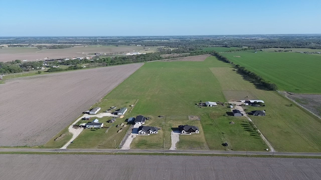 1071 Trumbull Road Ferris TX 75125